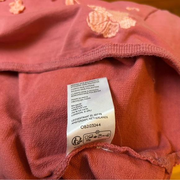 Anthropologie Fern and Floral Appliqué Embroidered Pink Crewneck Sweatshirt M - Picture 4 of 10